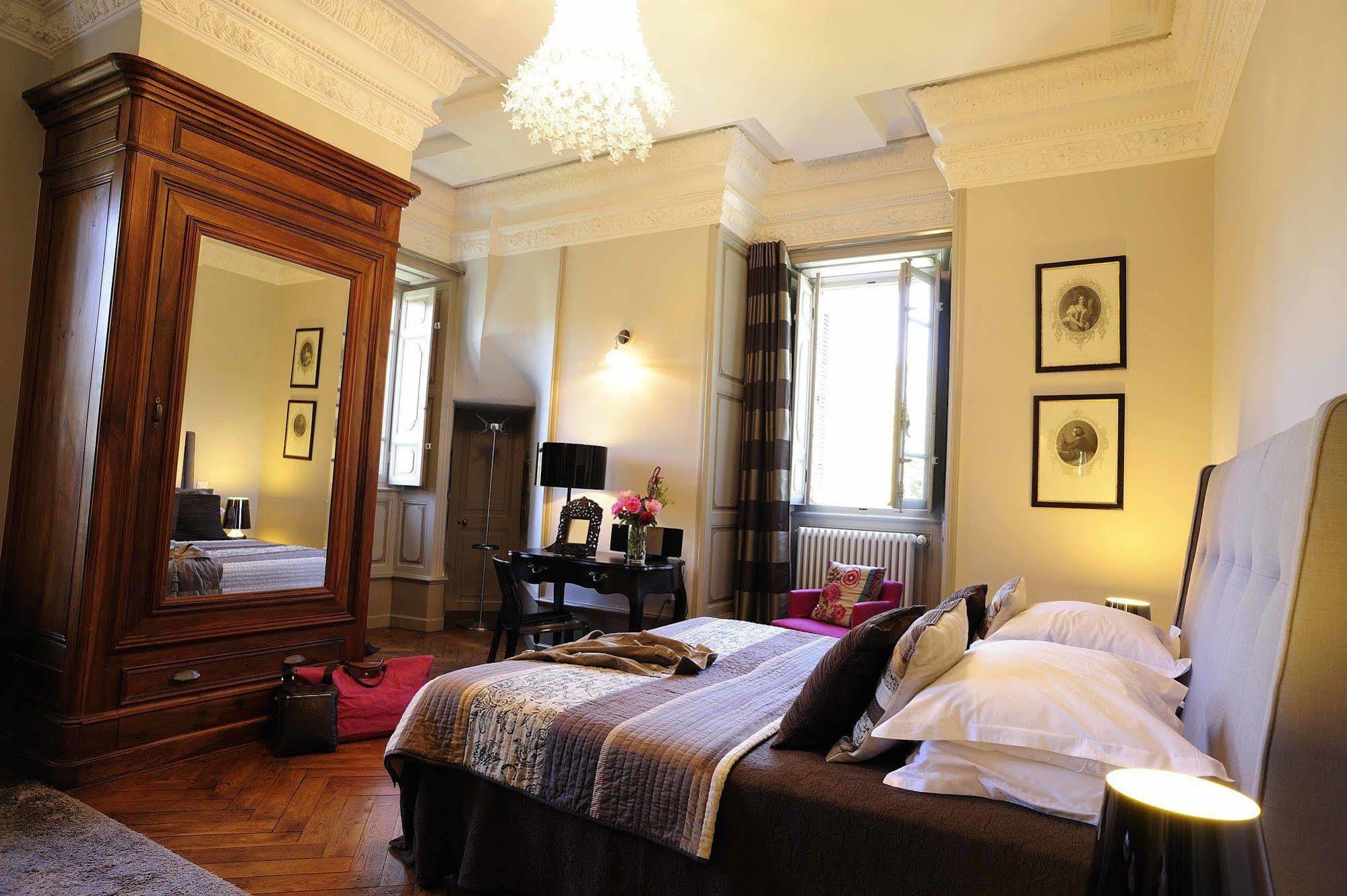 Château Clément - Les Collectionneurs Vals-les-Bains
