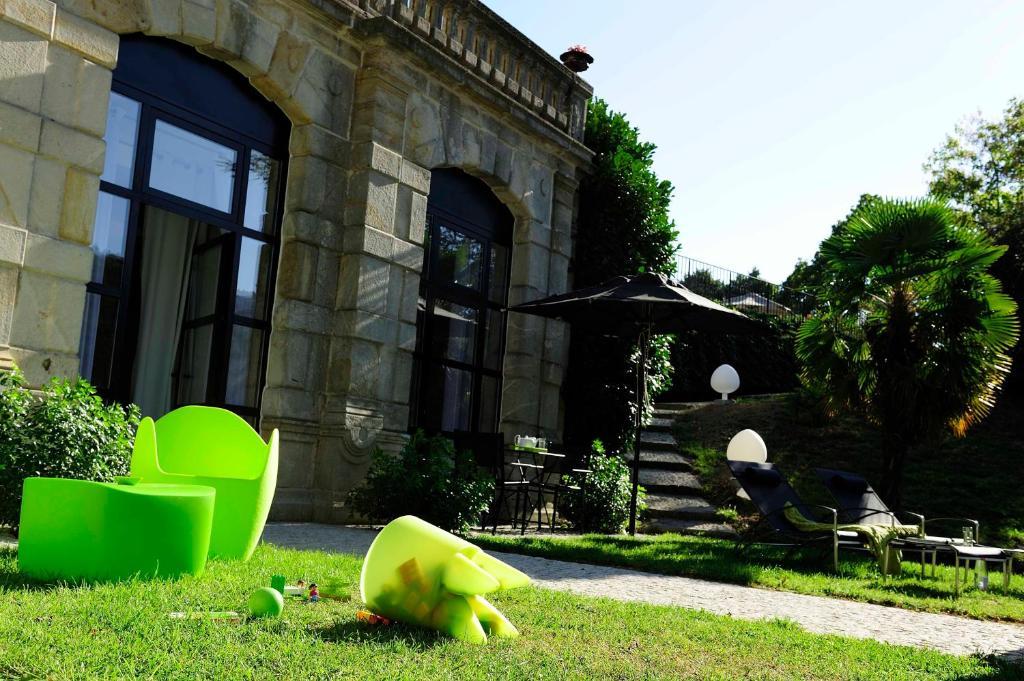 Maison d'hôtes Château Clément - Les Collectionneurs