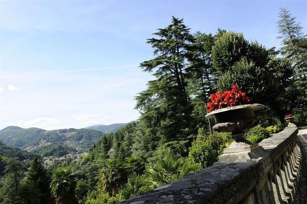 Château Clément - Les Collectionneurs Maison d'hôtes Vals-les-Bains